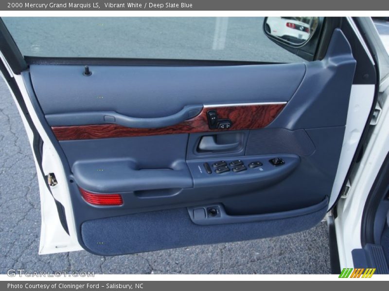 Vibrant White / Deep Slate Blue 2000 Mercury Grand Marquis LS