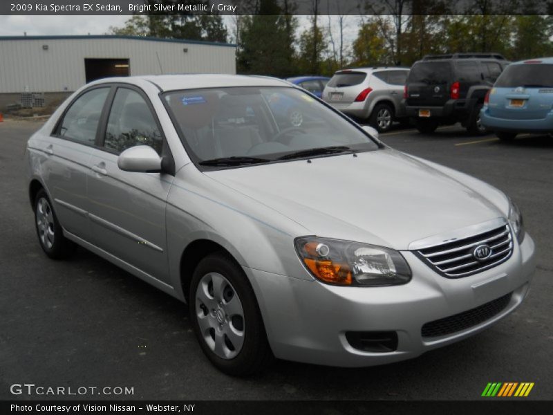 Bright Silver Metallic / Gray 2009 Kia Spectra EX Sedan