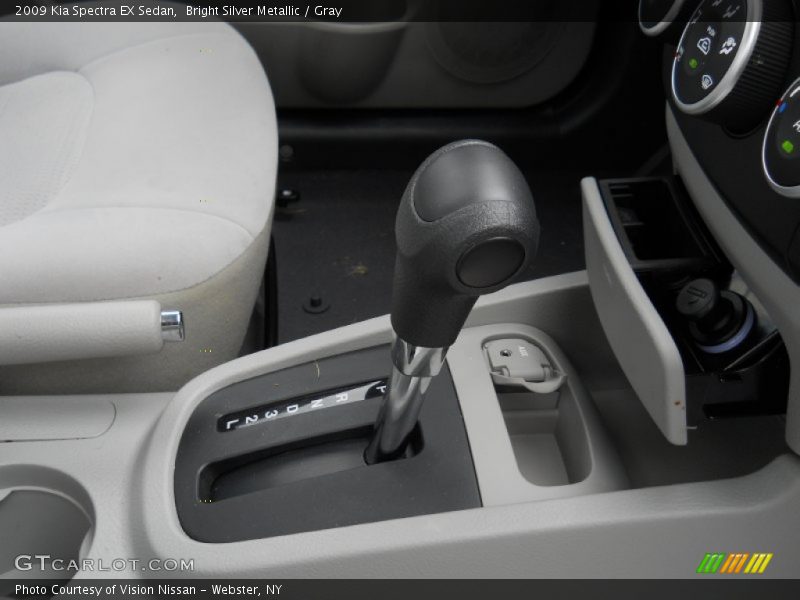 Bright Silver Metallic / Gray 2009 Kia Spectra EX Sedan