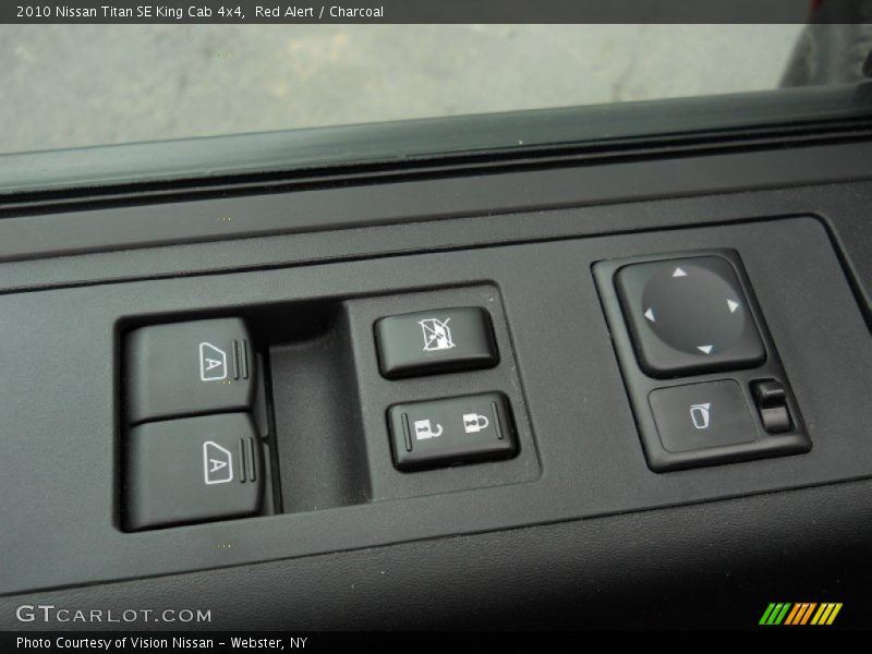 Red Alert / Charcoal 2010 Nissan Titan SE King Cab 4x4