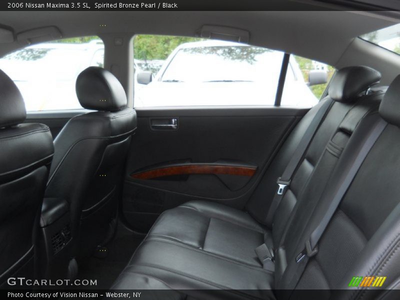 Spirited Bronze Pearl / Black 2006 Nissan Maxima 3.5 SL