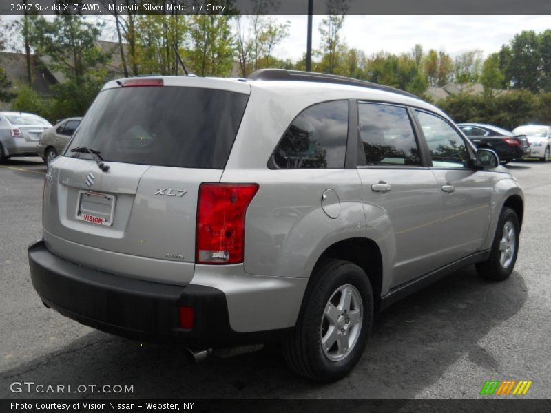 Majestic Silver Metallic / Grey 2007 Suzuki XL7 AWD