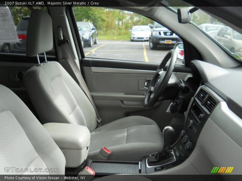 Majestic Silver Metallic / Grey 2007 Suzuki XL7 AWD