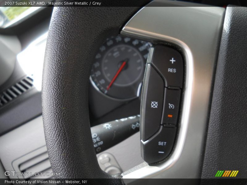 Majestic Silver Metallic / Grey 2007 Suzuki XL7 AWD