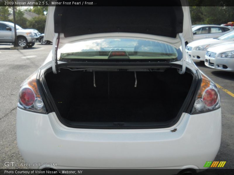 Winter Frost Pearl / Frost 2009 Nissan Altima 2.5 S
