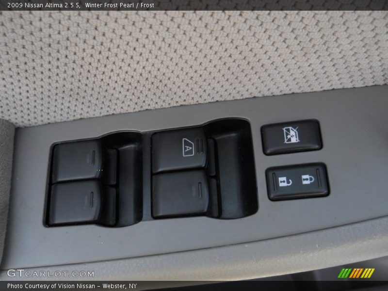 Winter Frost Pearl / Frost 2009 Nissan Altima 2.5 S