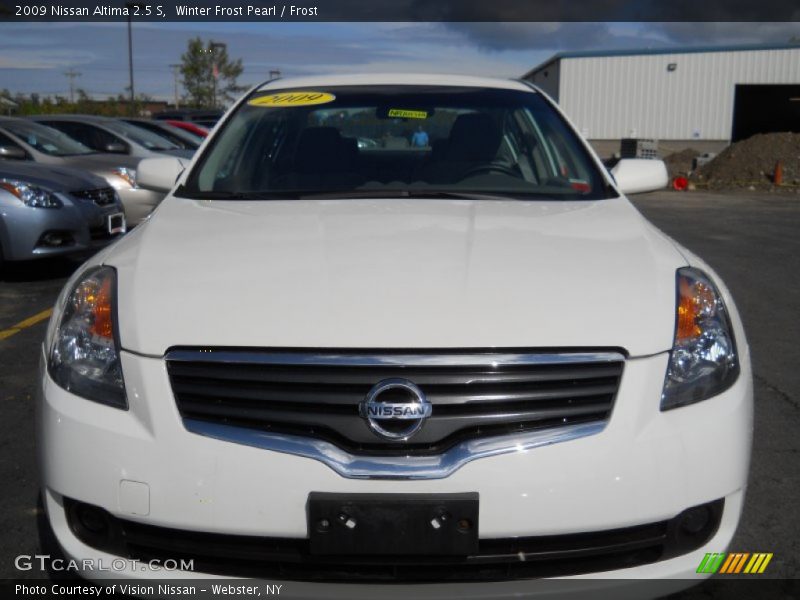 Winter Frost Pearl / Frost 2009 Nissan Altima 2.5 S