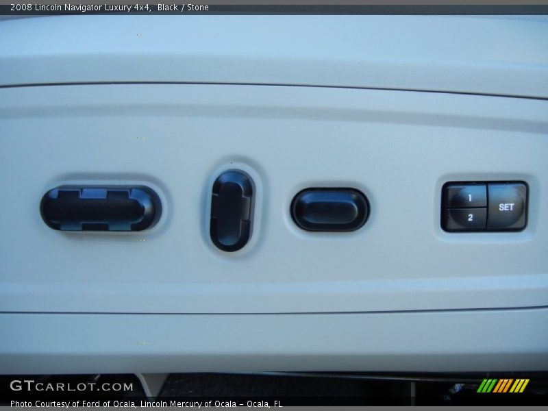 Black / Stone 2008 Lincoln Navigator Luxury 4x4