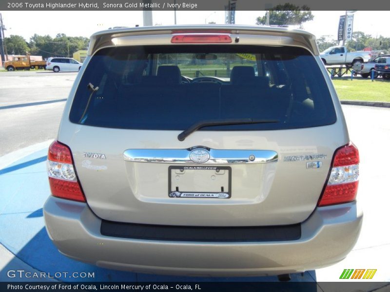 Sonora Gold Metallic / Ivory Beige 2006 Toyota Highlander Hybrid