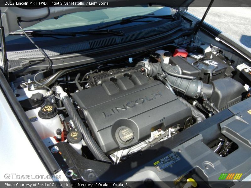 Ingot Silver Metallic / Light Stone 2012 Lincoln MKT FWD