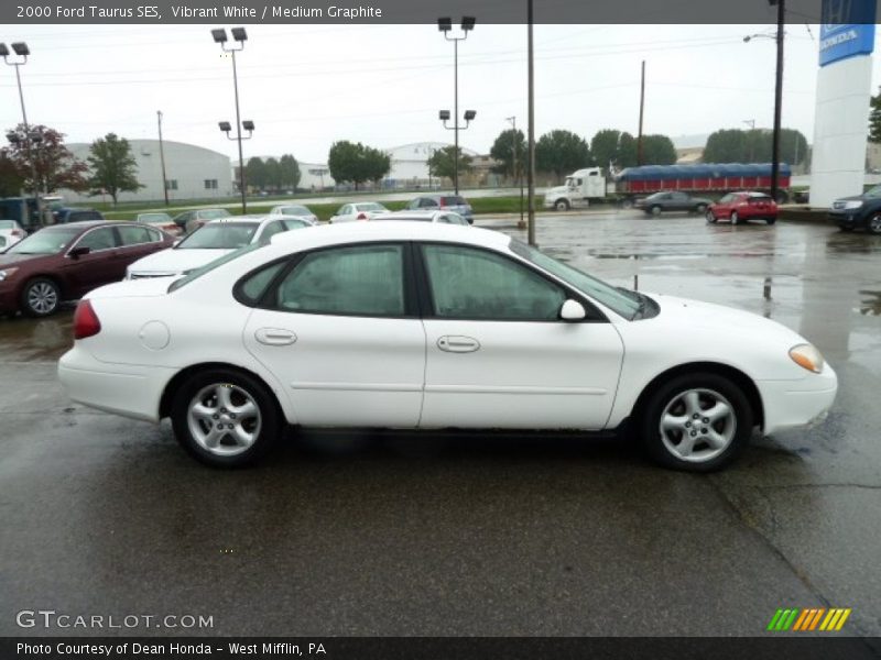 Vibrant White / Medium Graphite 2000 Ford Taurus SES
