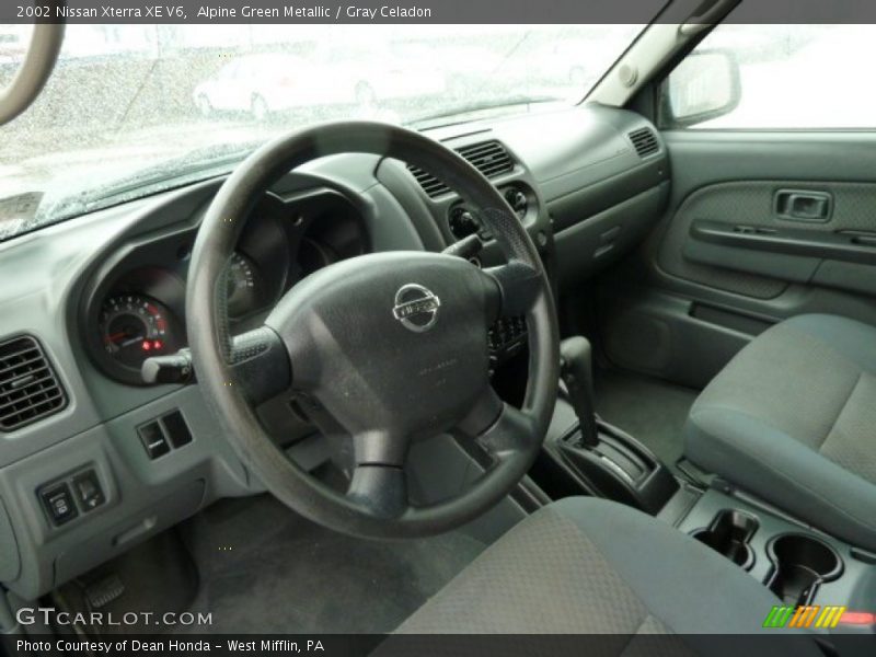 Alpine Green Metallic / Gray Celadon 2002 Nissan Xterra XE V6