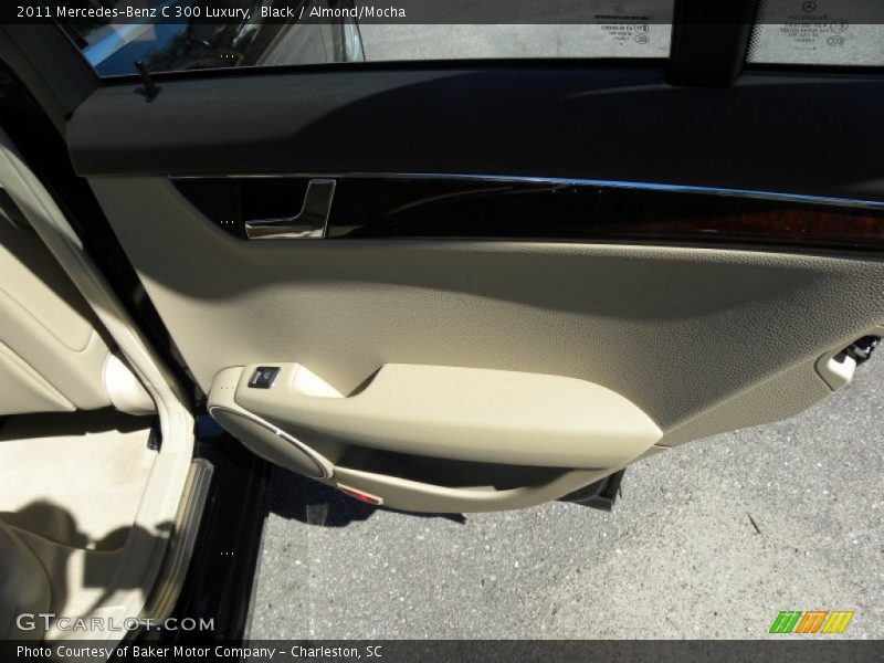 Black / Almond/Mocha 2011 Mercedes-Benz C 300 Luxury