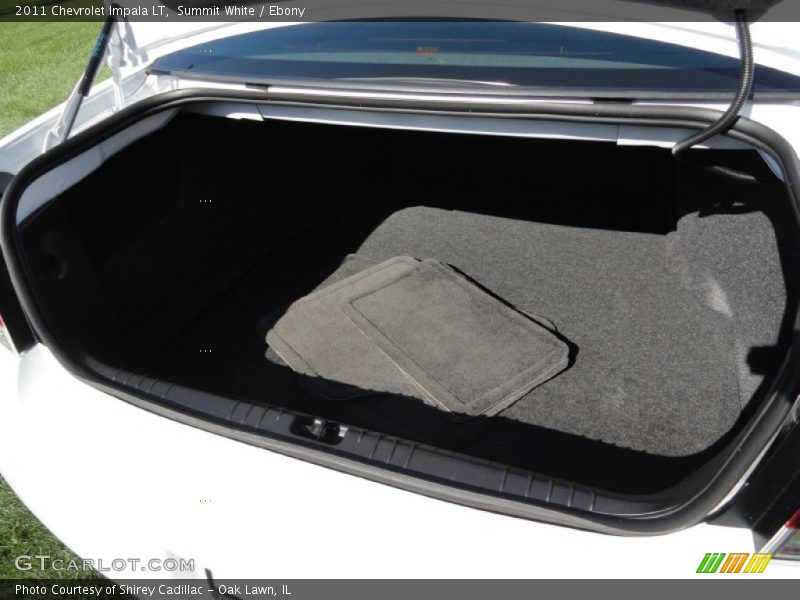 Summit White / Ebony 2011 Chevrolet Impala LT