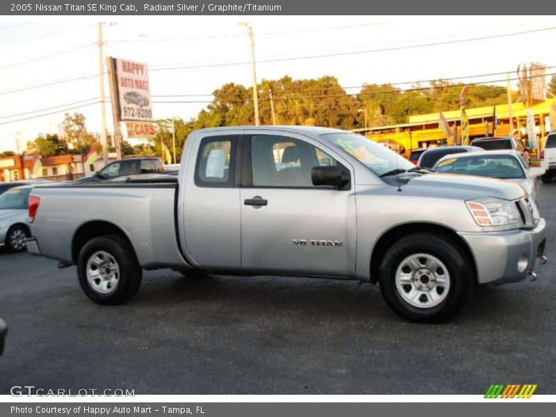 Radiant Silver / Graphite/Titanium 2005 Nissan Titan SE King Cab