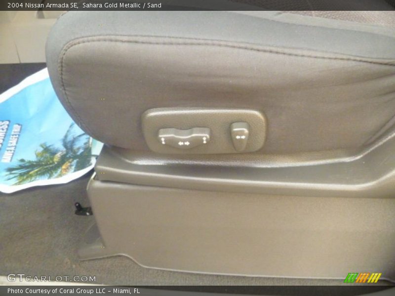 Sahara Gold Metallic / Sand 2004 Nissan Armada SE