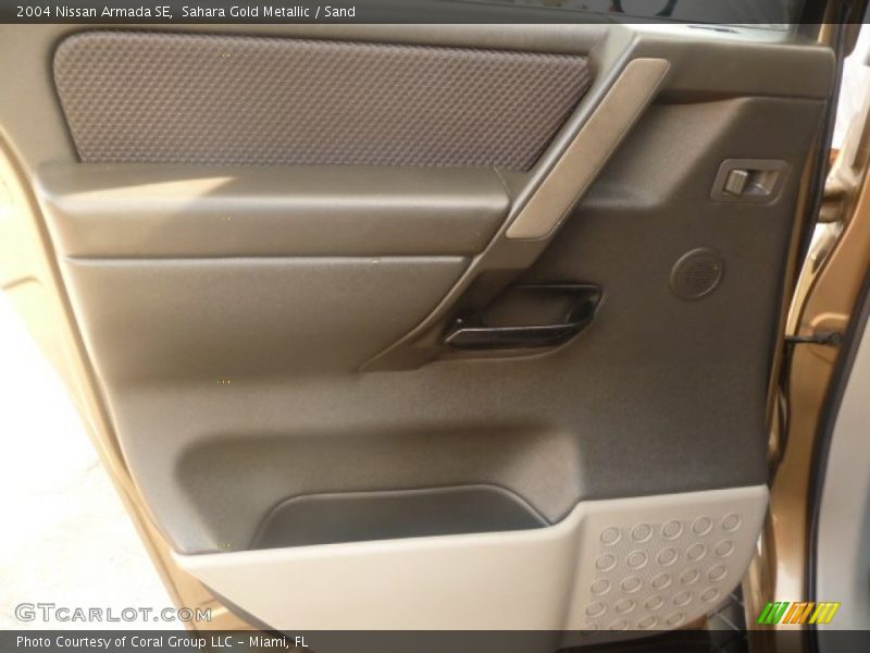 Sahara Gold Metallic / Sand 2004 Nissan Armada SE