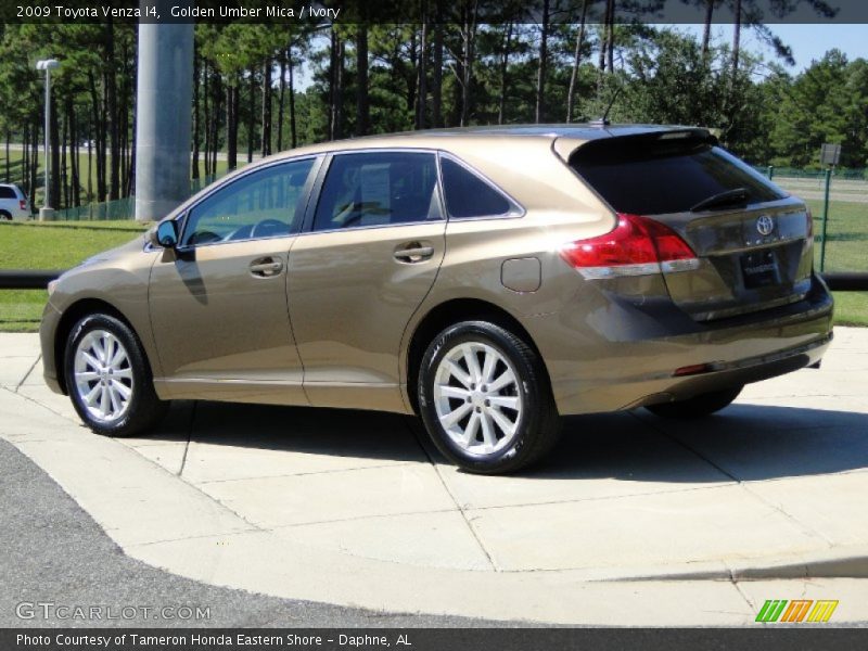 Golden Umber Mica / Ivory 2009 Toyota Venza I4
