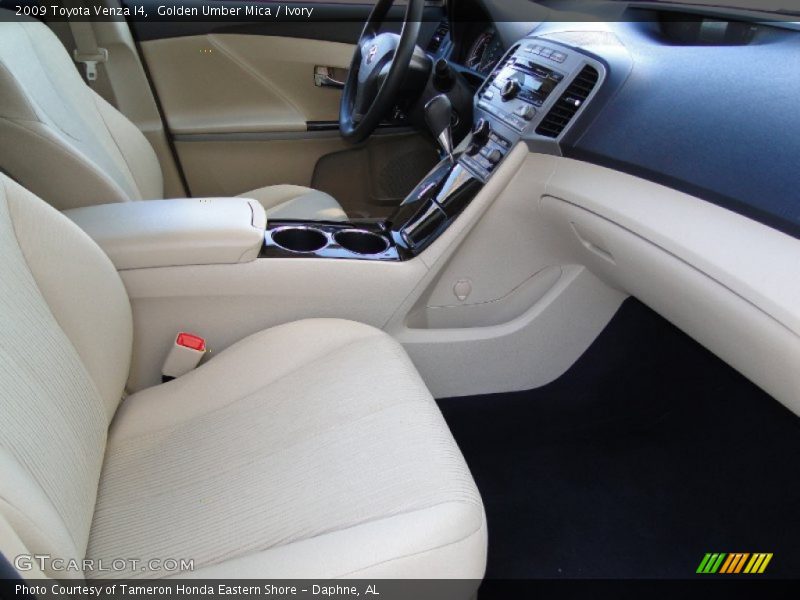Golden Umber Mica / Ivory 2009 Toyota Venza I4