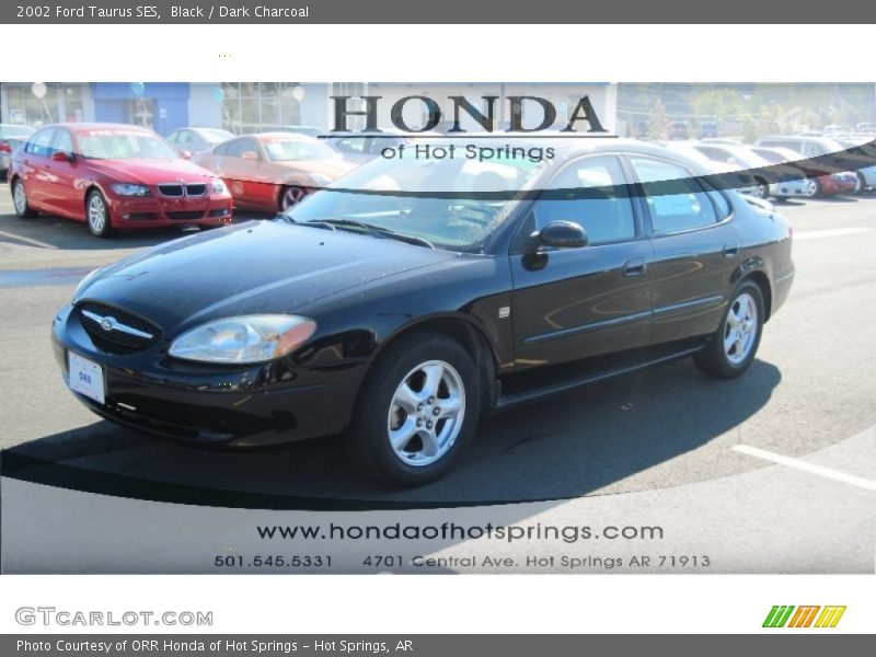 Black / Dark Charcoal 2002 Ford Taurus SES
