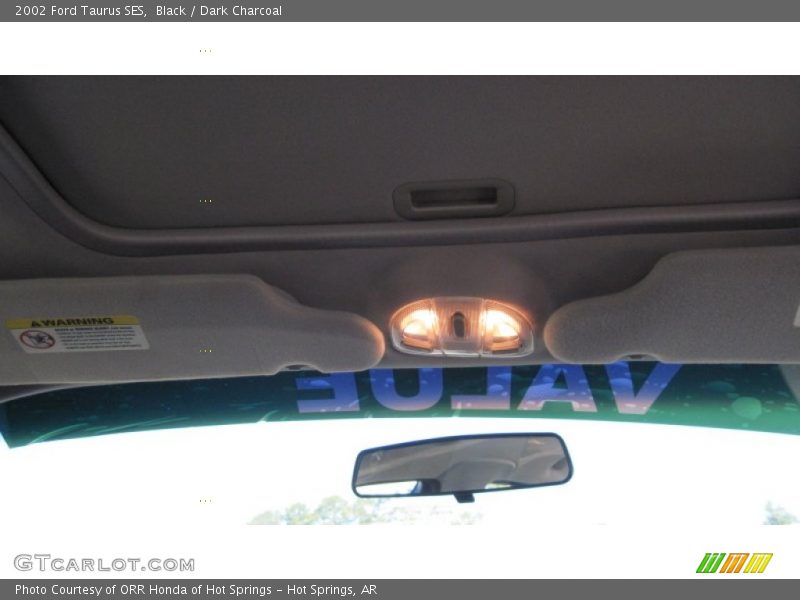Black / Dark Charcoal 2002 Ford Taurus SES