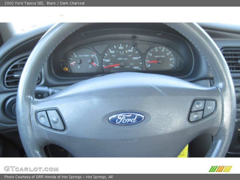 Black / Dark Charcoal 2002 Ford Taurus SES