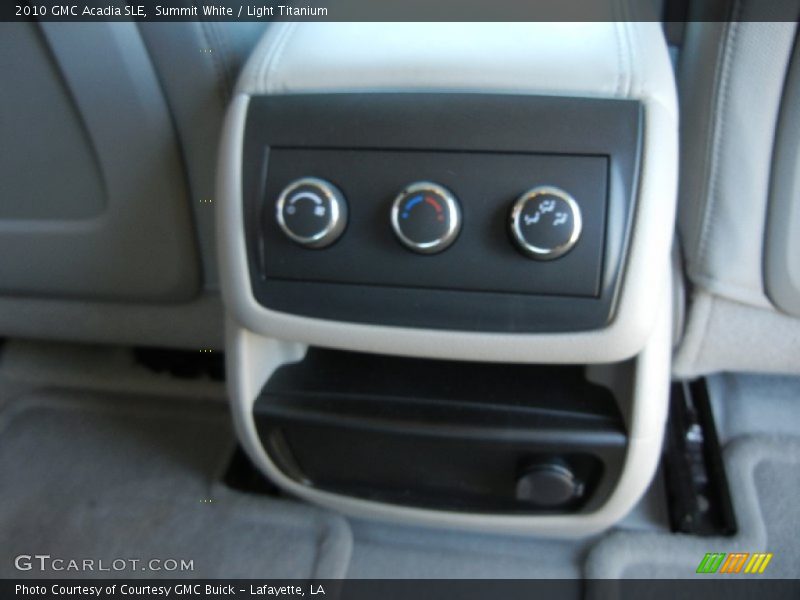 Summit White / Light Titanium 2010 GMC Acadia SLE