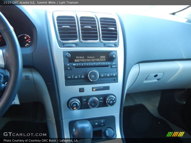Summit White / Light Titanium 2010 GMC Acadia SLE