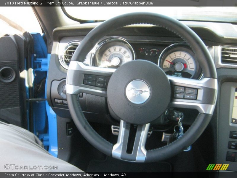  2010 Mustang GT Premium Coupe Steering Wheel