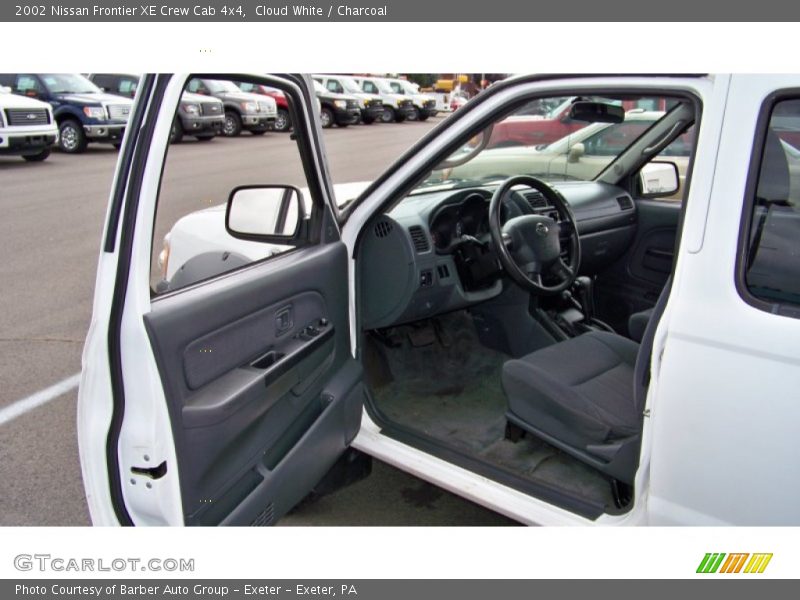 Cloud White / Charcoal 2002 Nissan Frontier XE Crew Cab 4x4