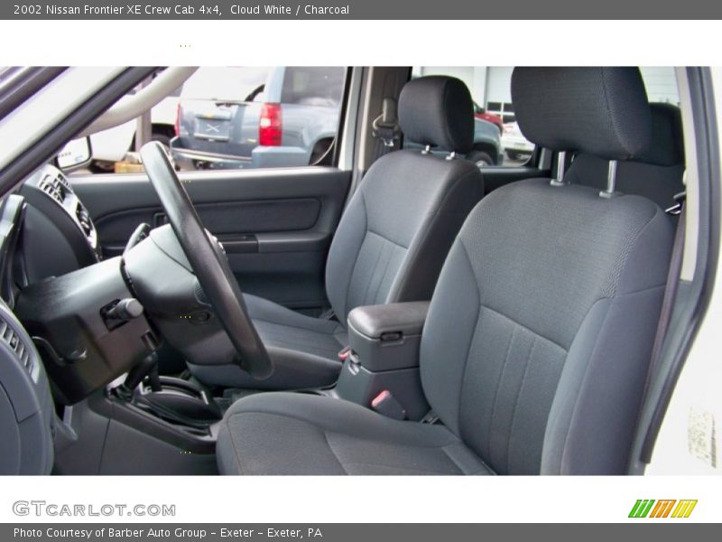  2002 Frontier XE Crew Cab 4x4 Charcoal Interior