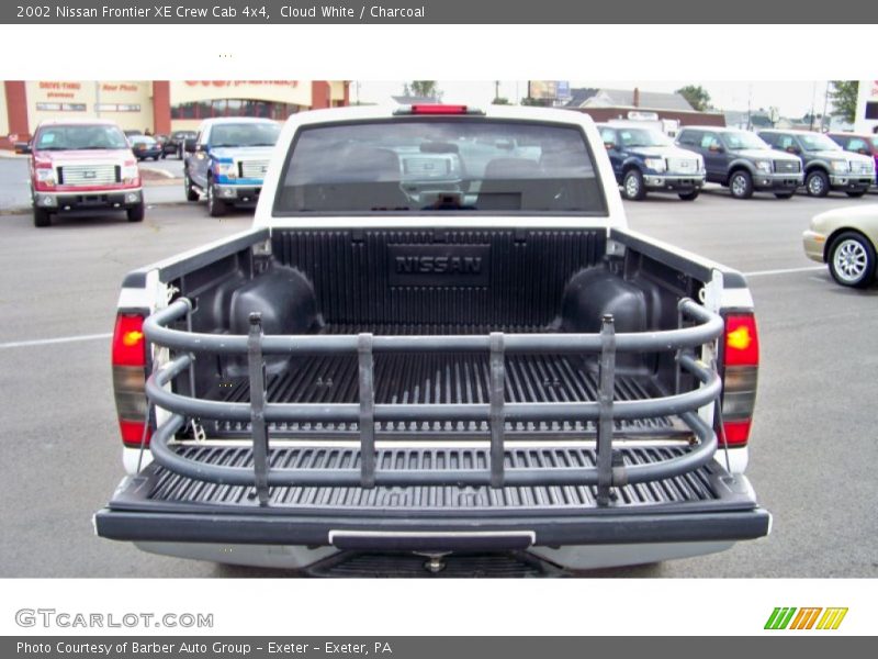 Cloud White / Charcoal 2002 Nissan Frontier XE Crew Cab 4x4
