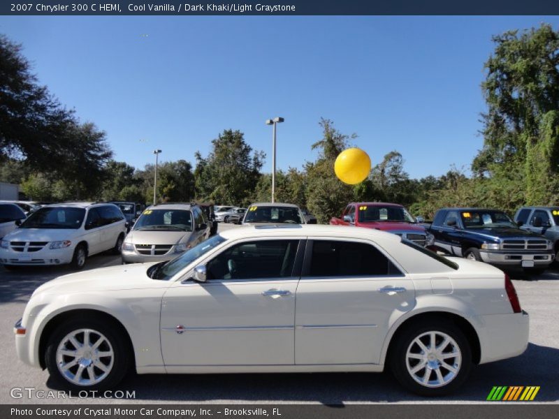Cool Vanilla / Dark Khaki/Light Graystone 2007 Chrysler 300 C HEMI