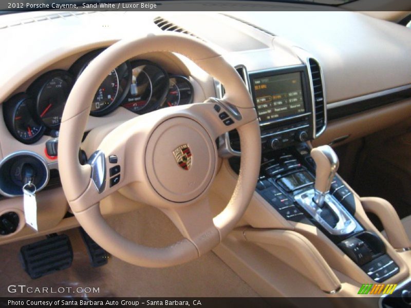Sand White / Luxor Beige 2012 Porsche Cayenne