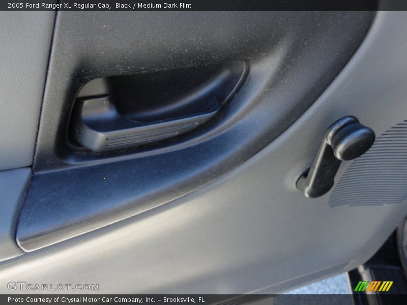Black / Medium Dark Flint 2005 Ford Ranger XL Regular Cab