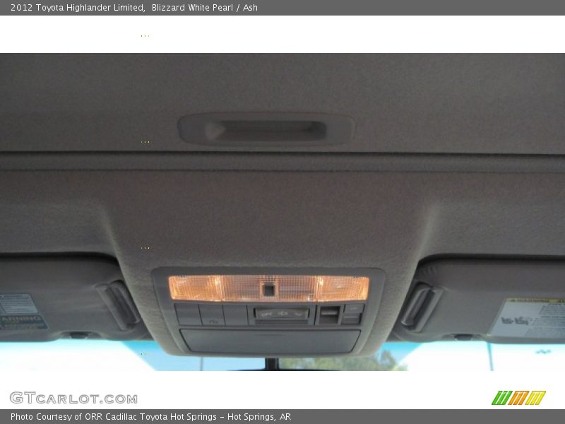 Blizzard White Pearl / Ash 2012 Toyota Highlander Limited