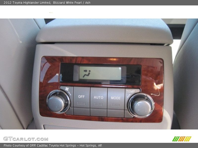 Blizzard White Pearl / Ash 2012 Toyota Highlander Limited