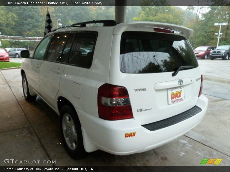 Super White / Ivory 2005 Toyota Highlander Limited 4WD