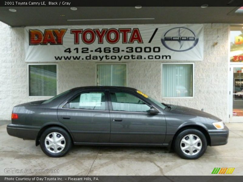 Black / Gray 2001 Toyota Camry LE