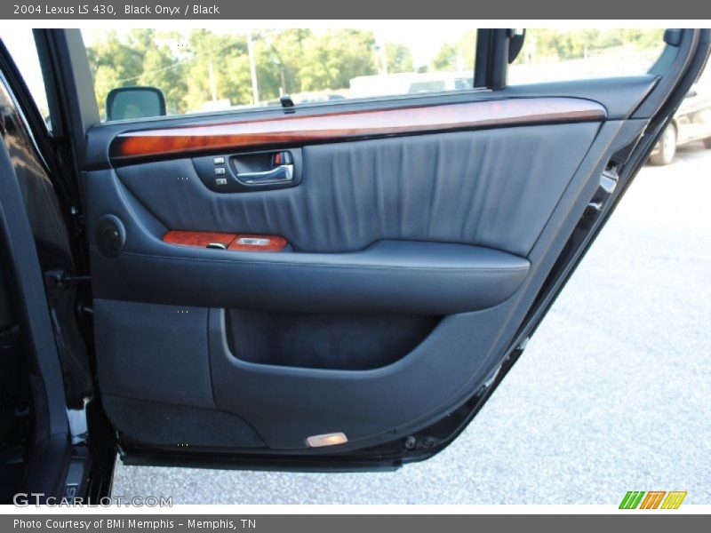 Black Onyx / Black 2004 Lexus LS 430