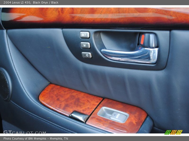 Black Onyx / Black 2004 Lexus LS 430