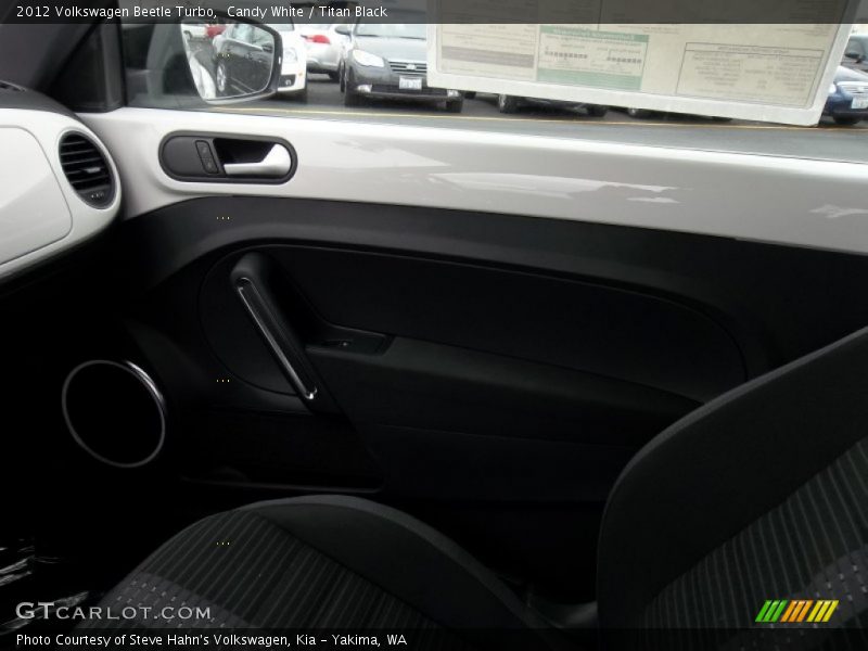Candy White / Titan Black 2012 Volkswagen Beetle Turbo