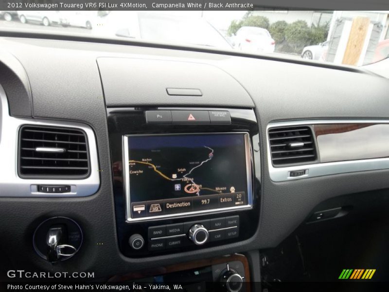 Navigation of 2012 Touareg VR6 FSI Lux 4XMotion