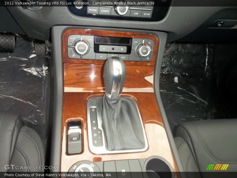  2012 Touareg VR6 FSI Lux 4XMotion 8 Speed Tiptronic Automatic Shifter
