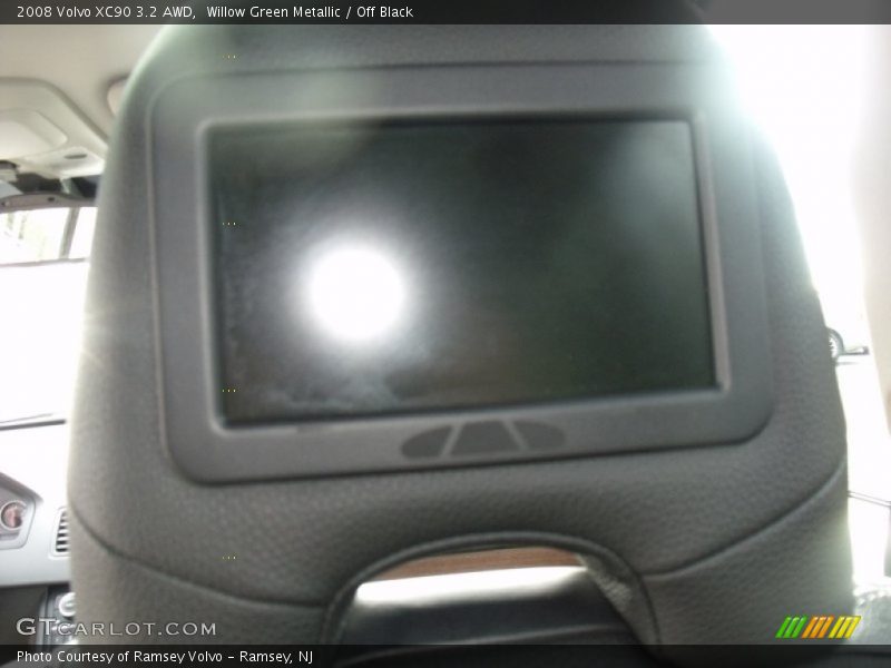 Willow Green Metallic / Off Black 2008 Volvo XC90 3.2 AWD