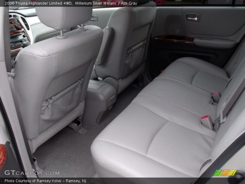 Millenium Silver Metallic / Ash Gray 2006 Toyota Highlander Limited 4WD