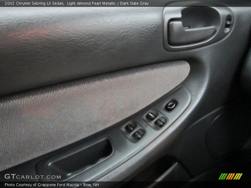 Light Almond Pearl Metallic / Dark Slate Gray 2002 Chrysler Sebring LX Sedan