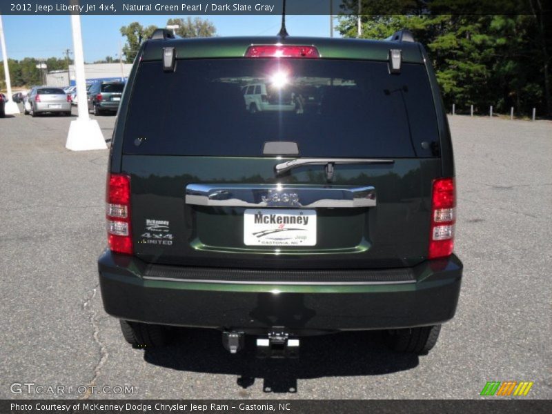 Natural Green Pearl / Dark Slate Gray 2012 Jeep Liberty Jet 4x4