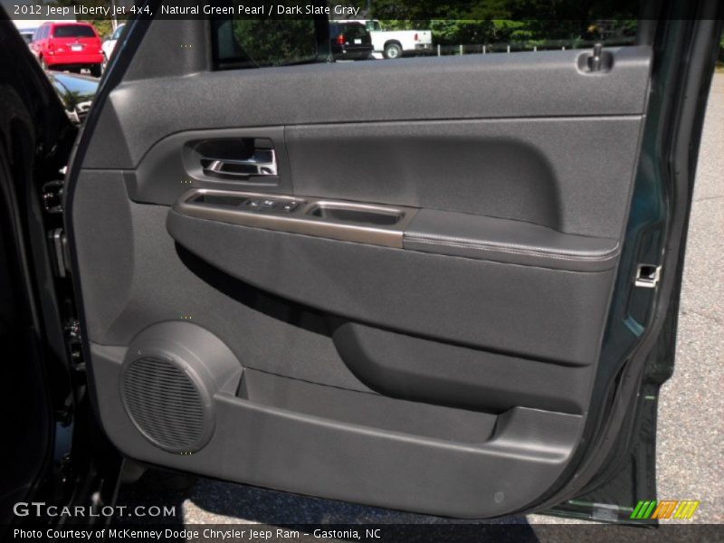 Natural Green Pearl / Dark Slate Gray 2012 Jeep Liberty Jet 4x4
