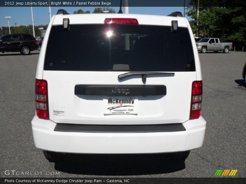 Bright White / Pastel Pebble Beige 2012 Jeep Liberty Sport